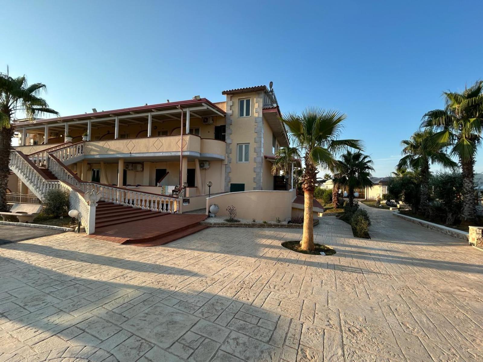 Residence Parco Del Sole Rodi Garganico Exterior foto