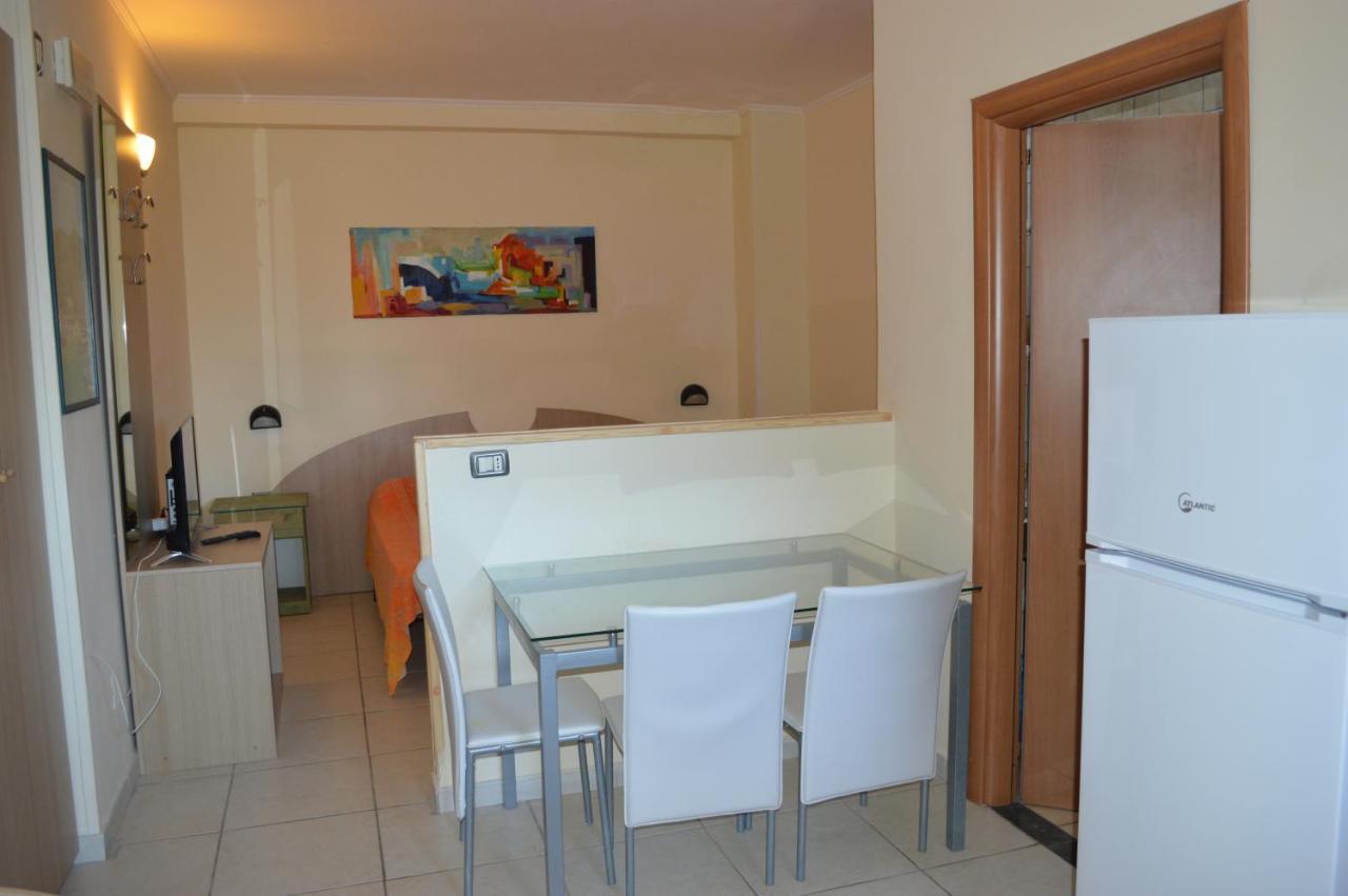 Residence Parco Del Sole Rodi Garganico Exterior foto